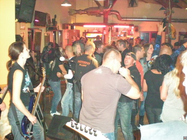 img00019.jpg