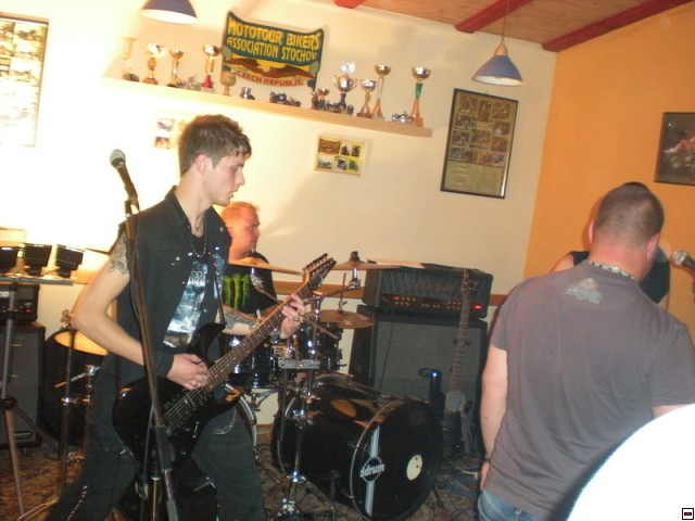 img00026.jpg