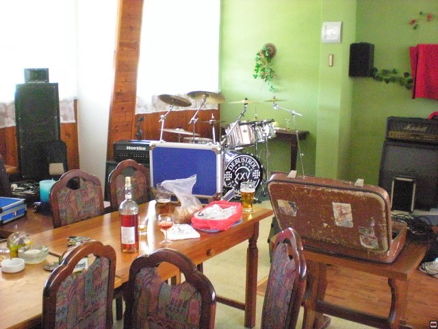 img00006.jpg
