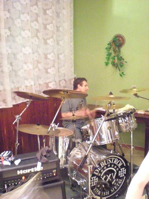 img00032.jpg